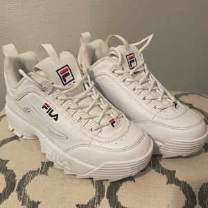 Boys/Girls FILA shoes